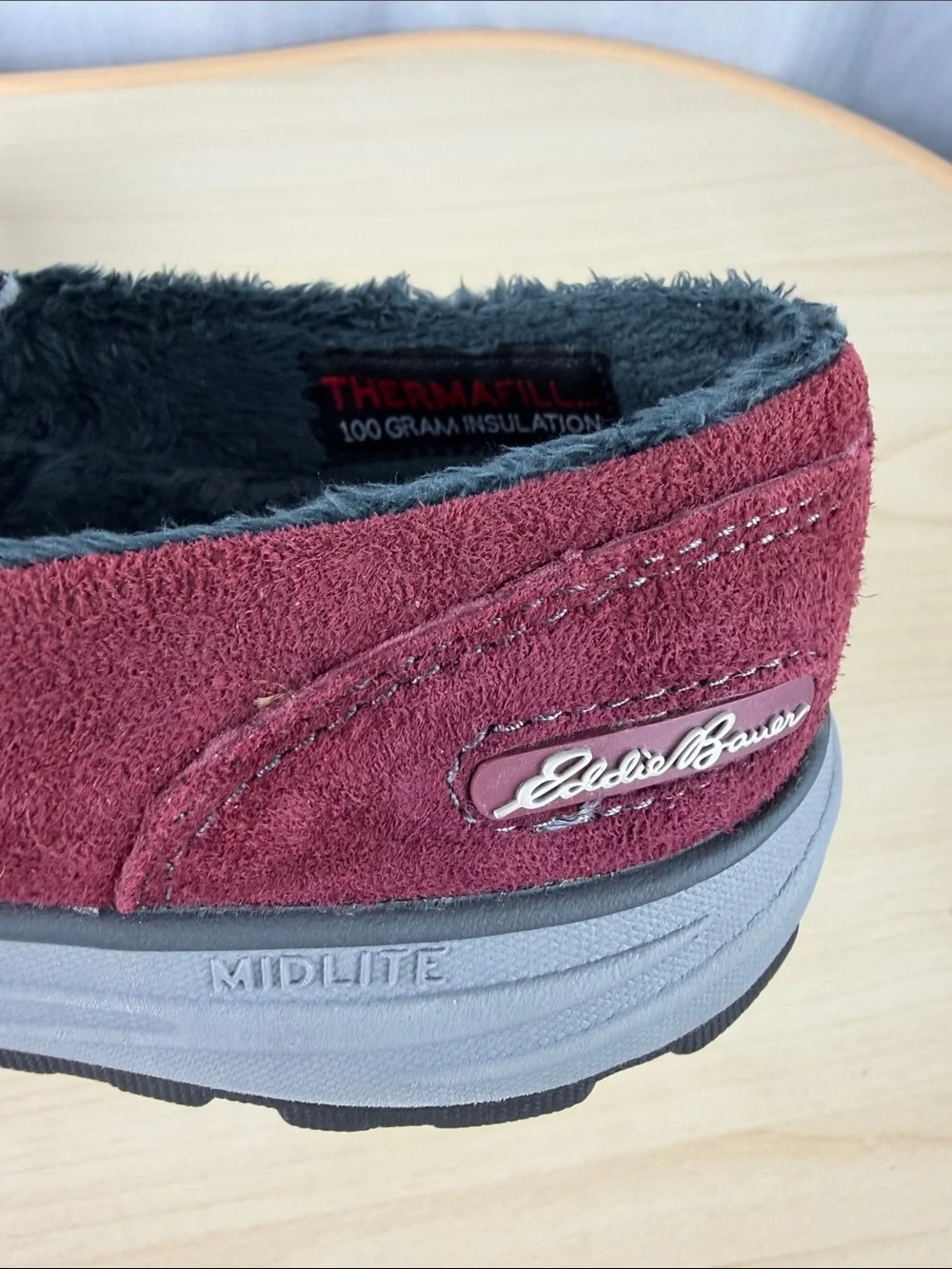 Eddie Bauer MidLite 100g Insulated Suede Slip-On Shoes Burgundy Women’s 8